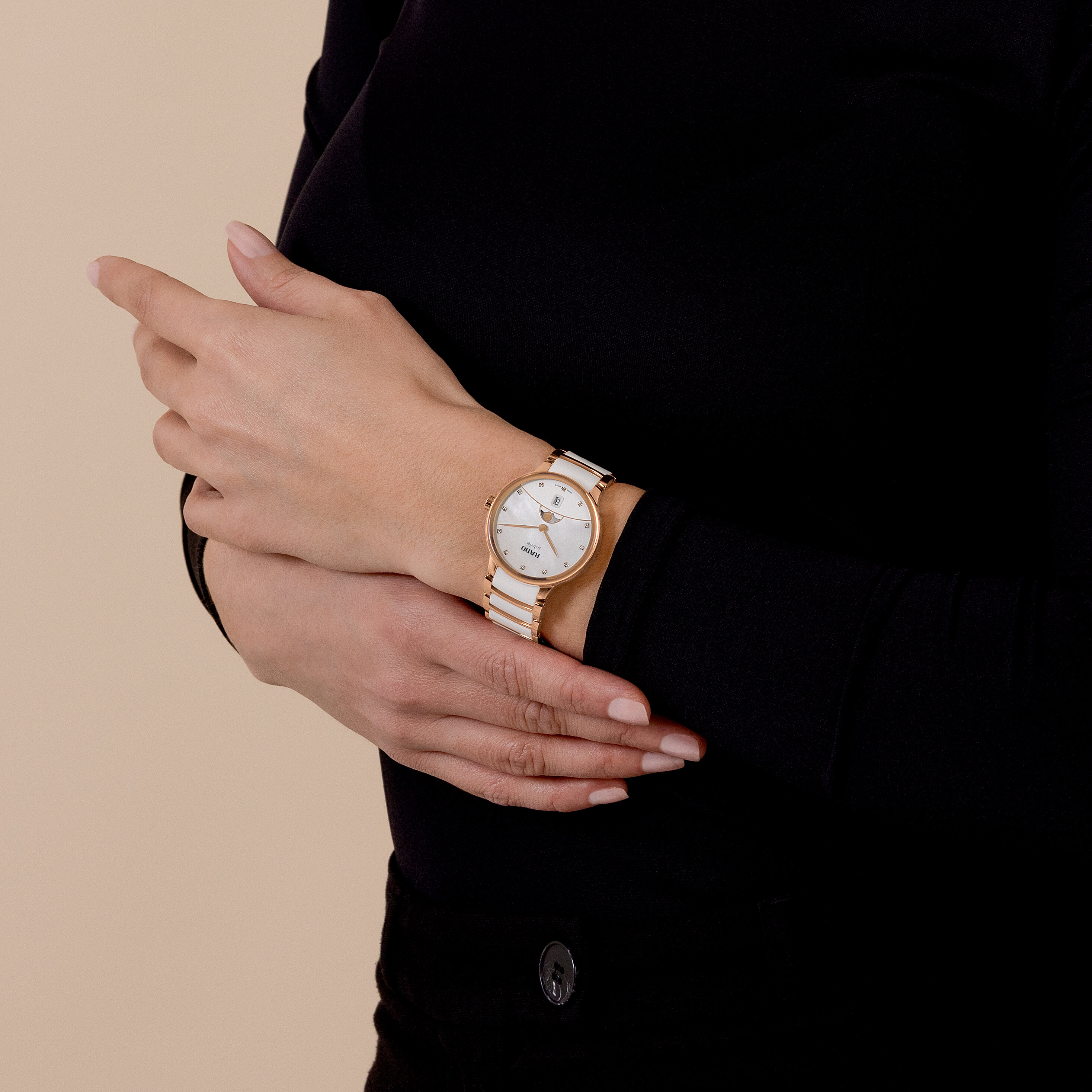 RADO Centrix 月相腕錶 R30232922 白色珍珠母貝與白色陶瓷鏈節